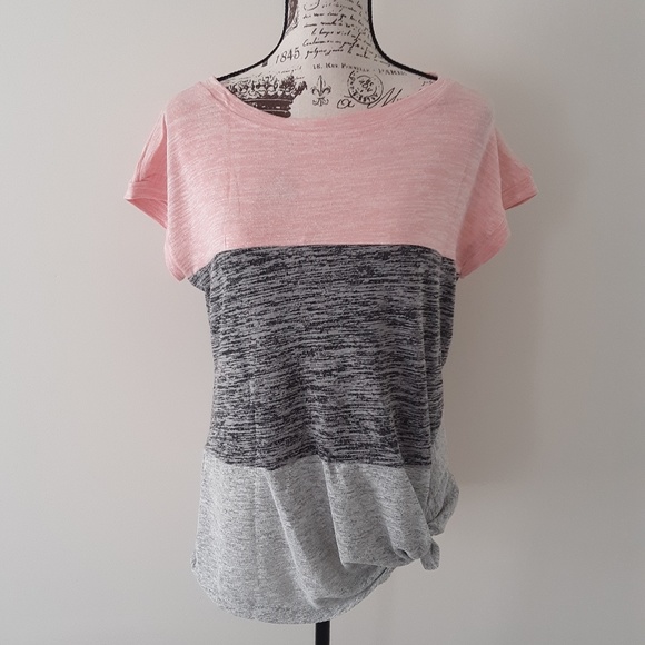 ๐ธHOST PICK๐ธBrand new HOT sale top - Picture 3 of 4